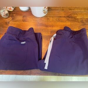 2 pair Women’s Fig scrub bottoms